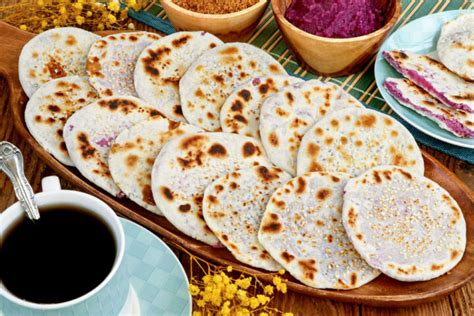Easy Homemade Piaya .